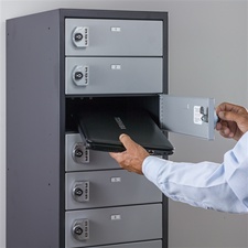 Standard Laptop Locker (7 Doors)